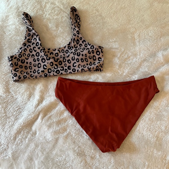 Leopard Bikini - Picture 3 of 3